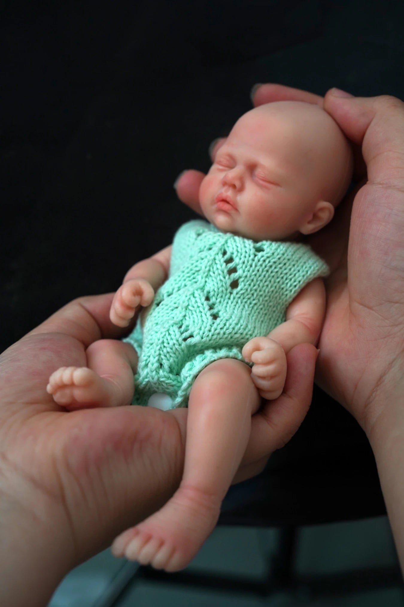 lifelike mini reborn doll surprice children anti-stress