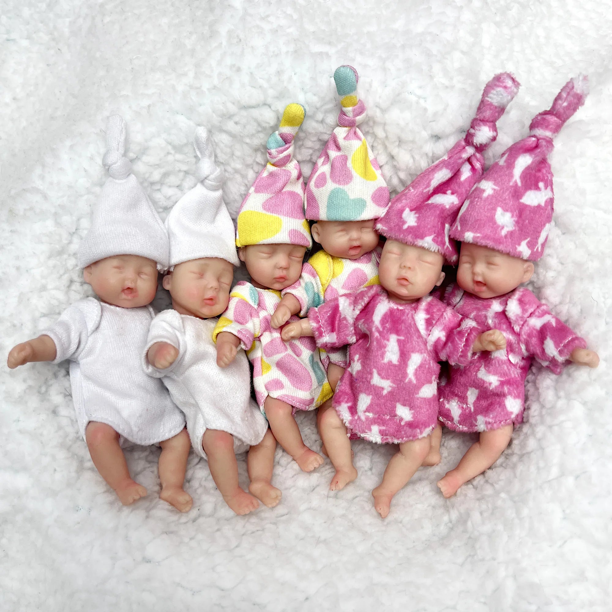 Mini Palm Soft Full Solid Silicone Bebe Reborn Girl With Two Sets Outfits Handmade Cuddly Lifelike Reborn Dolls | Tesoro Dolls