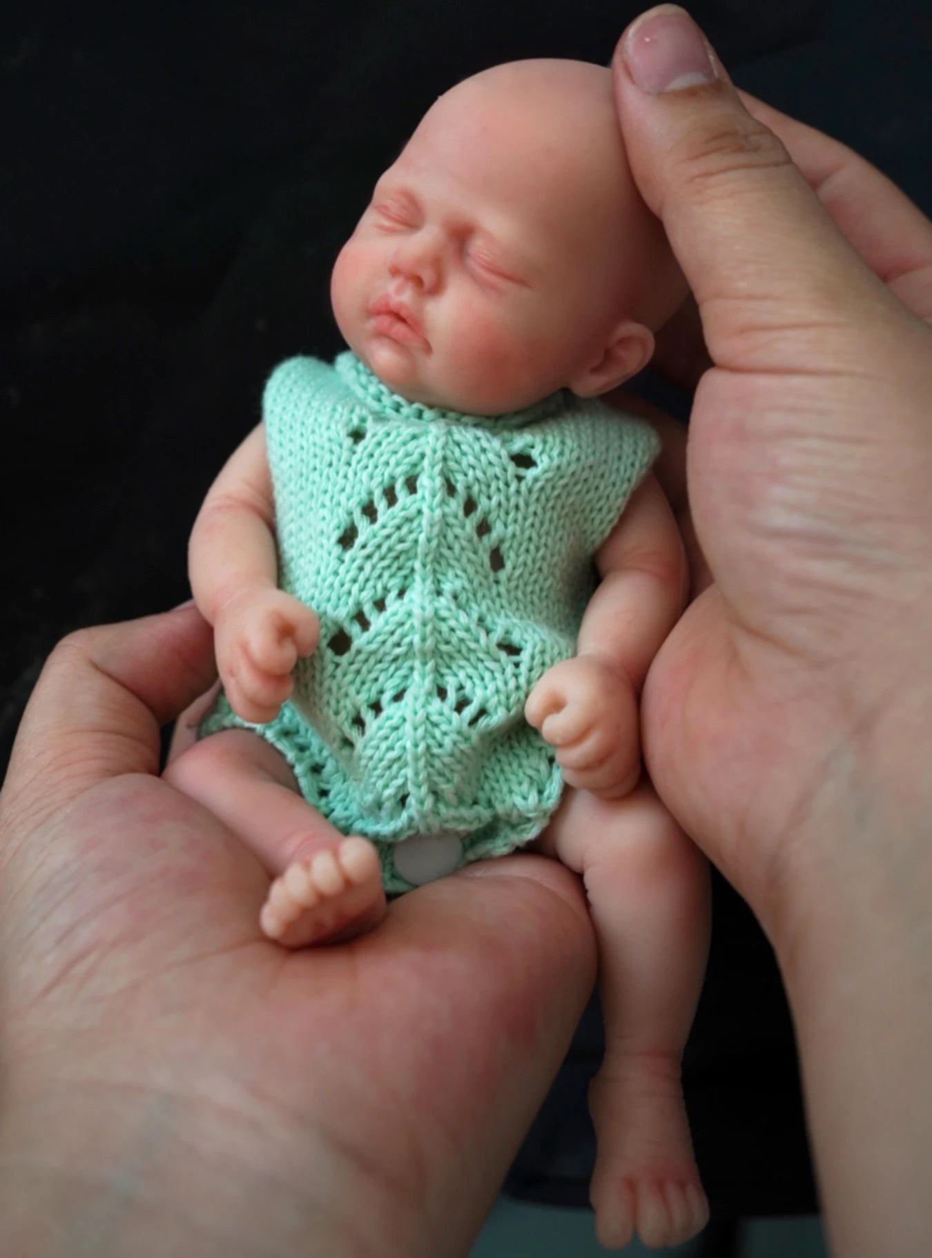 lifelike mini reborn doll surprice children anti-stress