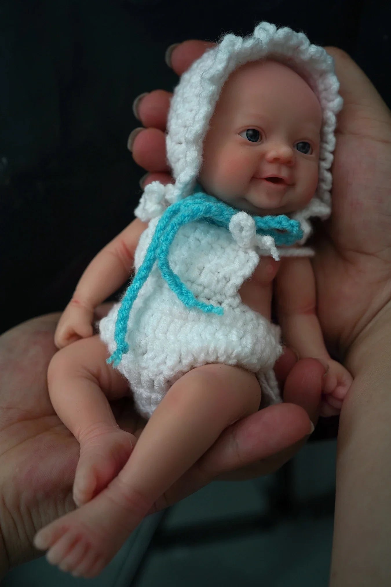 lifelike mini reborn doll surprice children anti-stress
